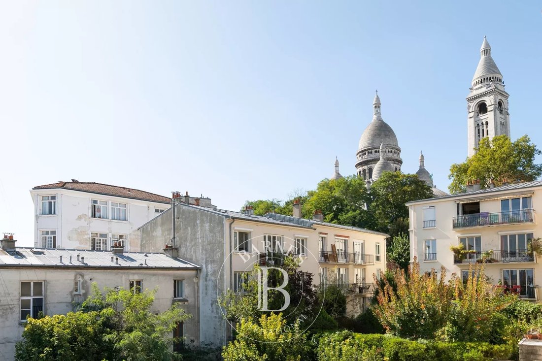 Apartment in Montmartre, Paris 18e Arrondissement, Paris 4 - 16289352