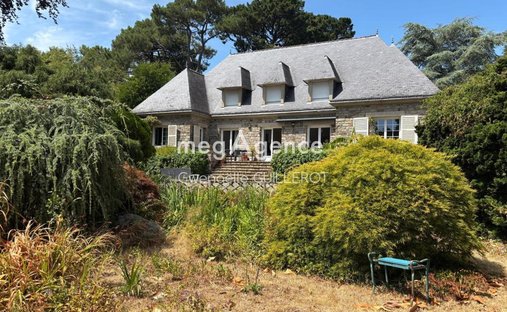 Casa en Kerguelen-Quehello Congard-Maison Rou, Larmor-Plage, Francia 1