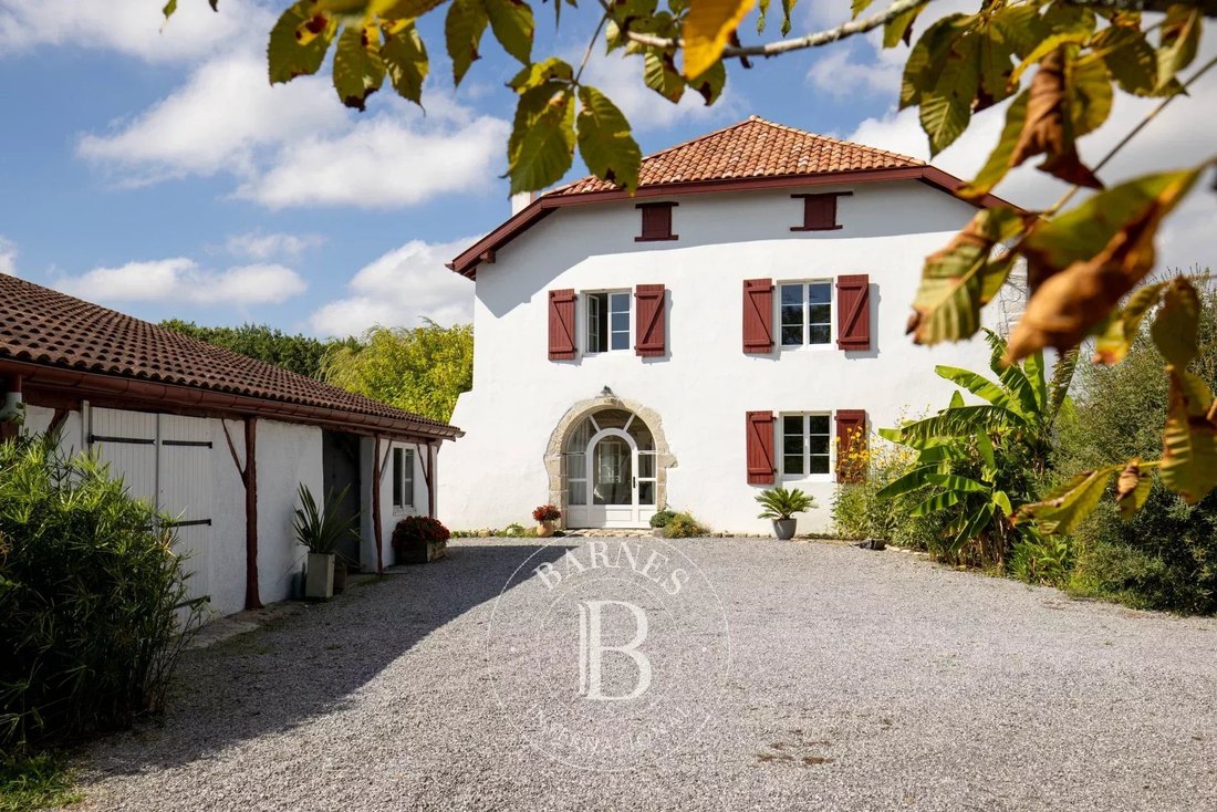 Finca en Urt, Nueva Aquitania, Francia 2 - 18880432