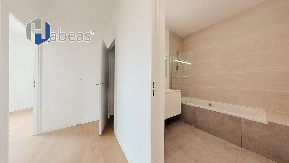 Apartamento en Yvours, Irigny, Francia 5 - 18883723