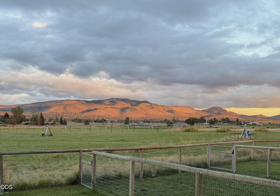 Land in Powell Butte, Oregon, United States 4 - 18505345