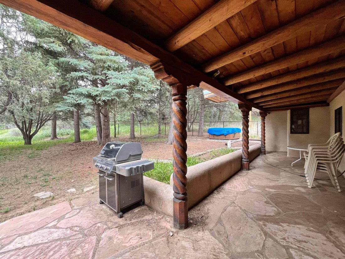 House in Ranchos de Taos, New Mexico, United States 2 - 18888129