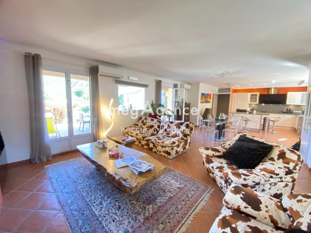 House in Neoules, Provence-Alpes-Côte d'Azur, France 5 - 18884016
