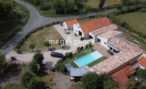 Villa in Arrondissement di Les Sables-d'Olonne, Paesi della Loira, Francia 1