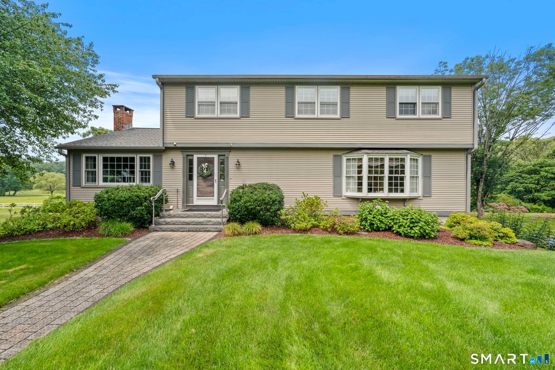 House in Simsbury, Connecticut, United States 3 - 18890833