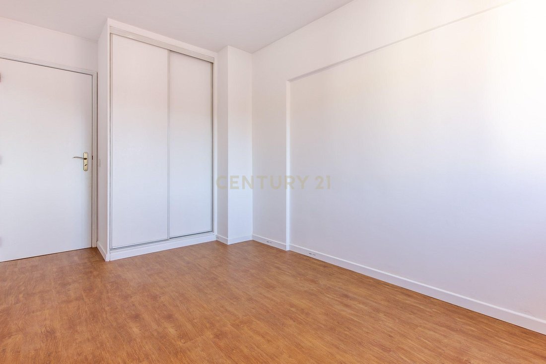 Apartment in Alvalade, Lisbon, Portugal 3 - 18890788