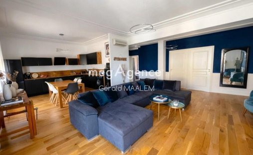 Apartment in Ville-Les Saquedes-Le Bouillonnet, Sainte-Maxime, France 1