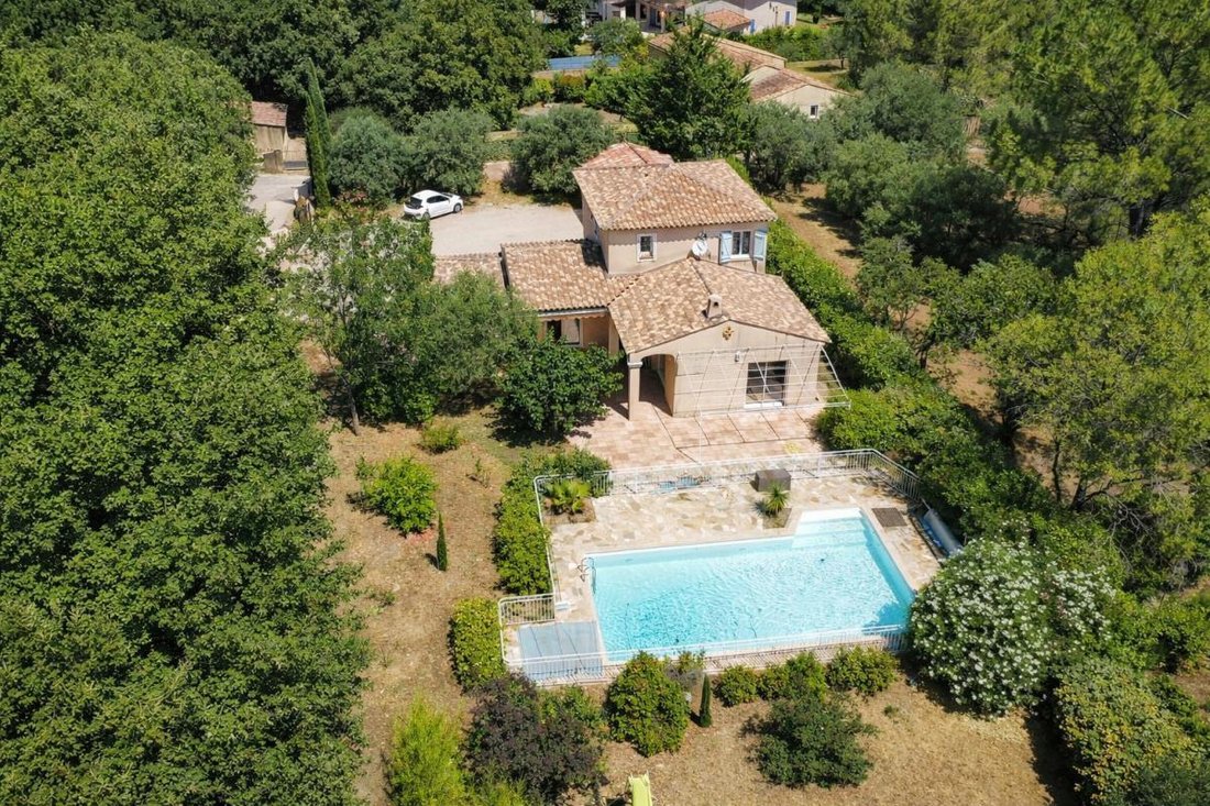 Villa in Est, Lorgues, France 1 - 18882977