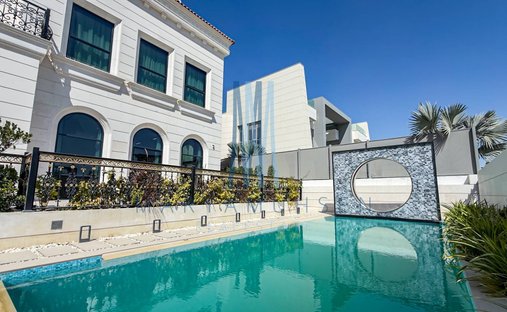 Villa in Hadaeq Sheikh Mohammed Bin Rashid, Dubai, Vereinigte Arabische Emirate 1