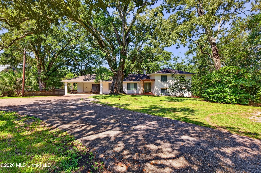 House in Ocean Springs, Mississippi, United States 4 - 18878853