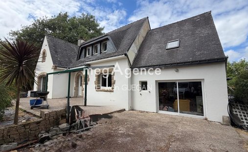 House in Pluneret, Brittany, France 1