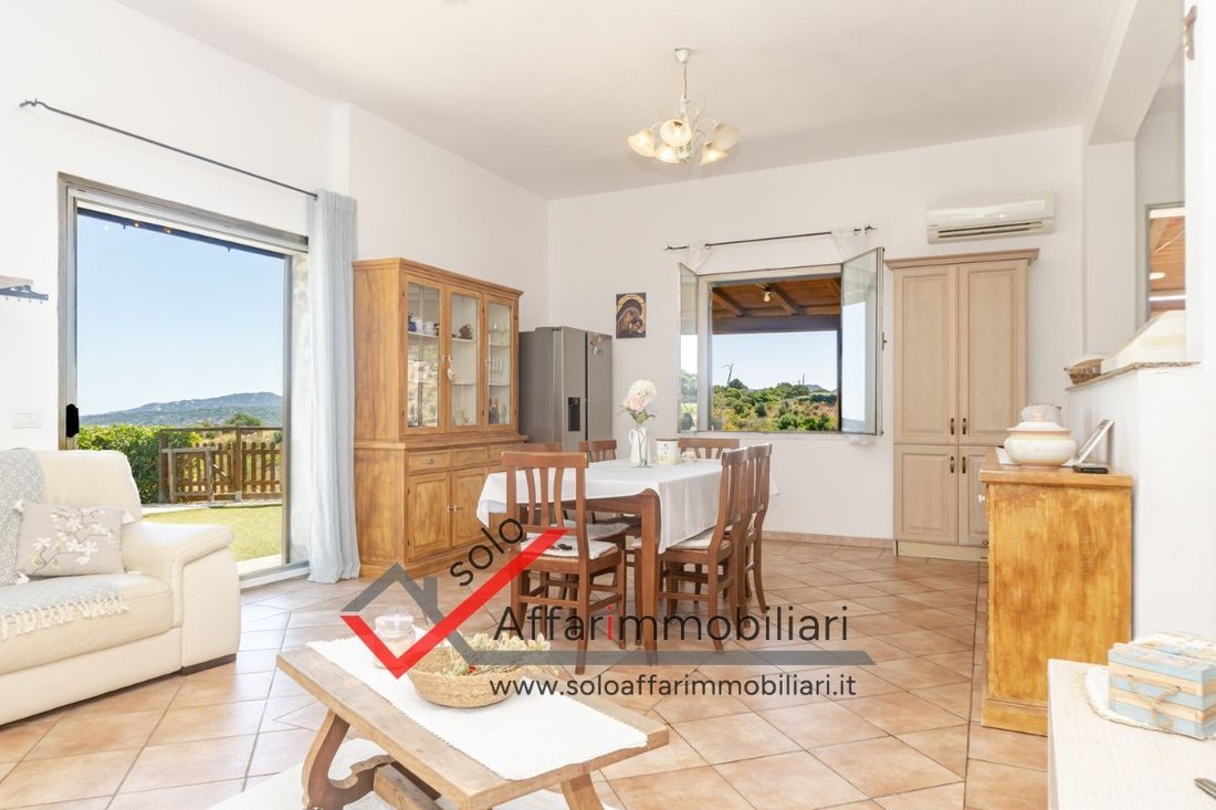 Villa in Centro, Olbia, Italy 2 - 18879456