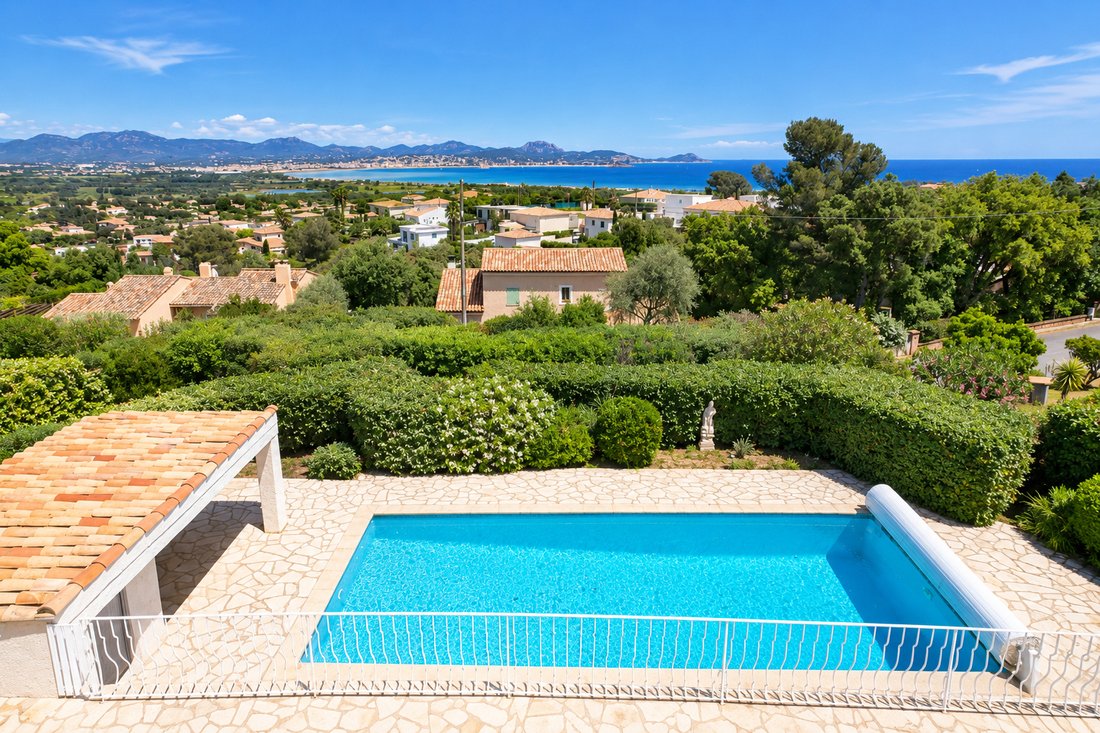 Villa in Fréjus, Provence-Alpes-Côte d'Azur, Frankreich 3 - 17800314