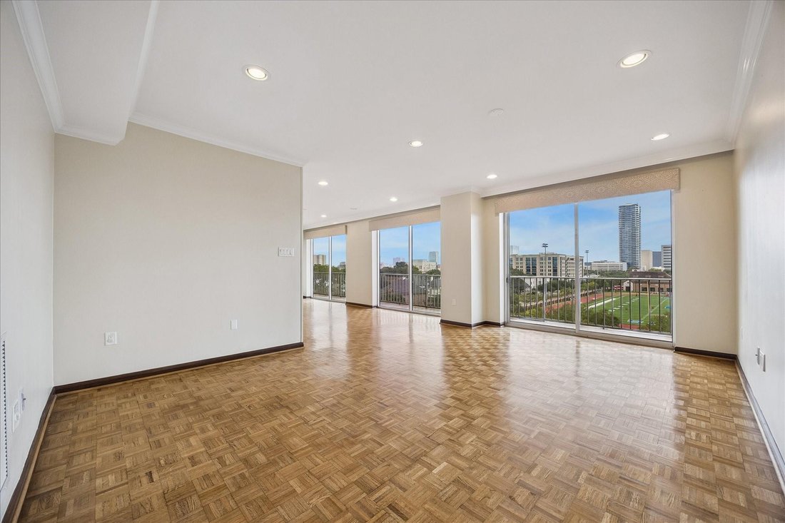 Condo in Houston, Texas, United States 4 - 18890454