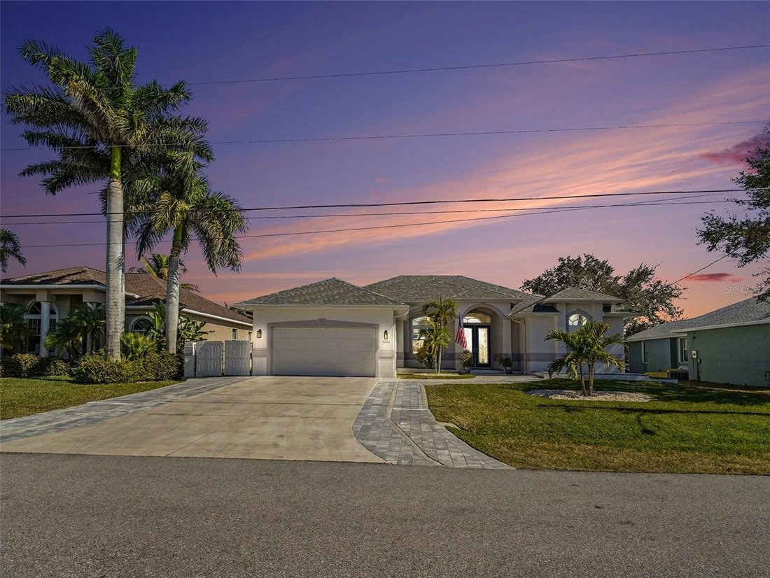 Casa a Port Charlotte, Florida, Stati Uniti 1 - 18889267