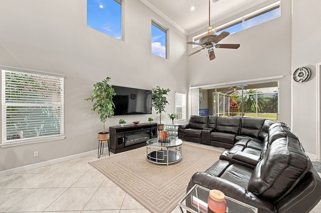 House in Seminole, Florida, United States 3 - 18886307