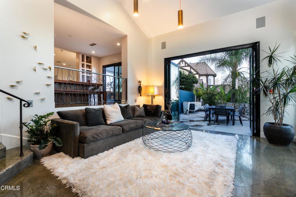 House in Altadena, California, United States 4 - 18884219