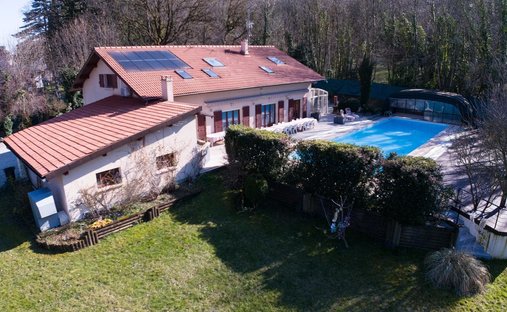 House in Monnetier-Mornex, Auvergne-Rhône-Alpes, France 1