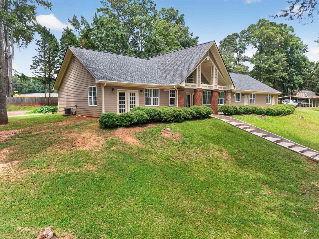 House in Eatonton, Georgia, United States 2 - 18888579
