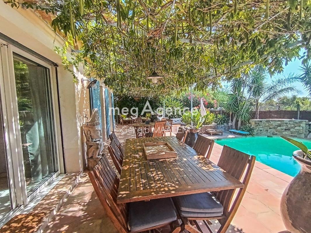 Casa a Grimaud, Provenza-Alpi-Costa Azzurra, Francia 3 - 18887108