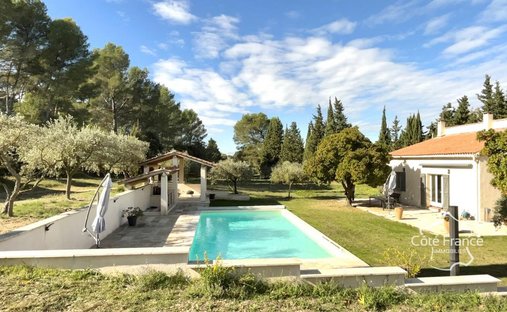 Casa a Eyragues, Provenza-Alpi-Costa Azzurra, Francia 1