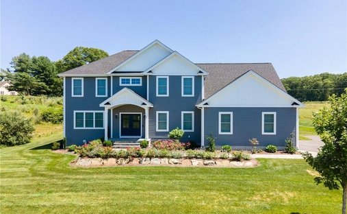 House in South Kingstown, Rhode Island, United States 1