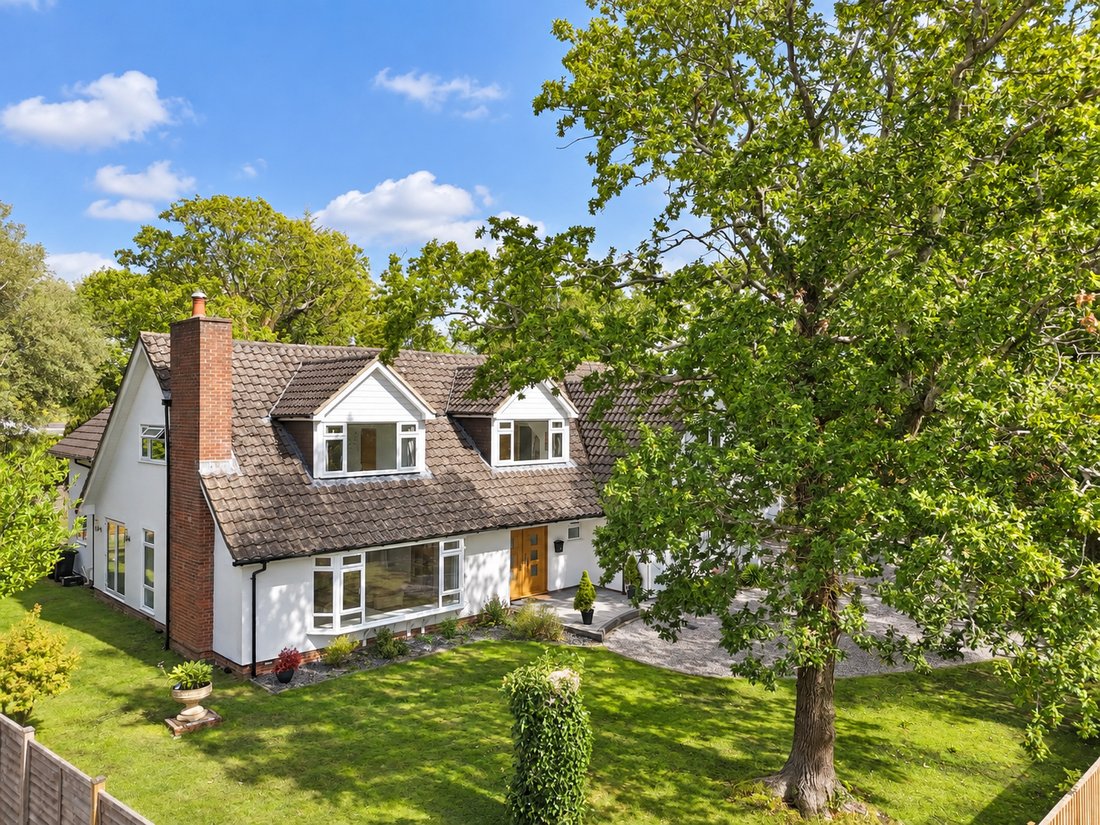 Chalet in New Milton, England 1 - 18889283