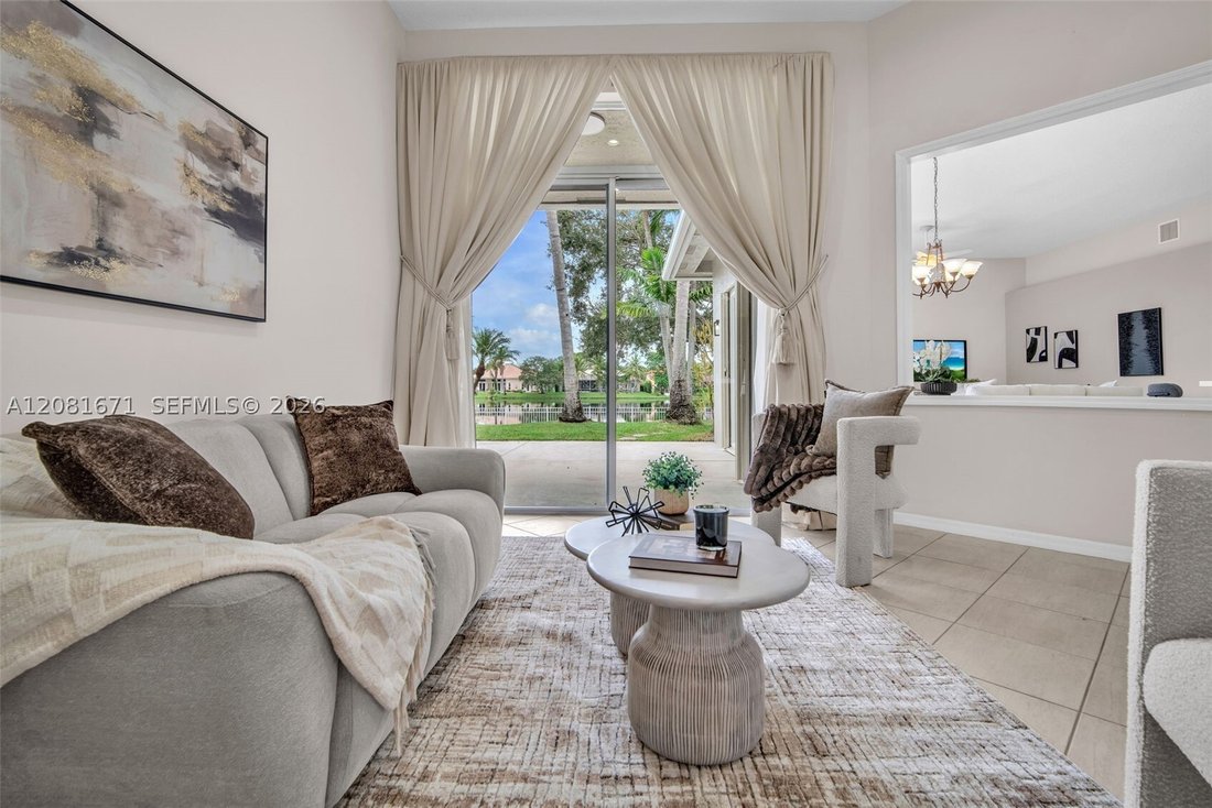 Casa en Pembroke Pines, Florida, Estados Unidos 5 - 18879765