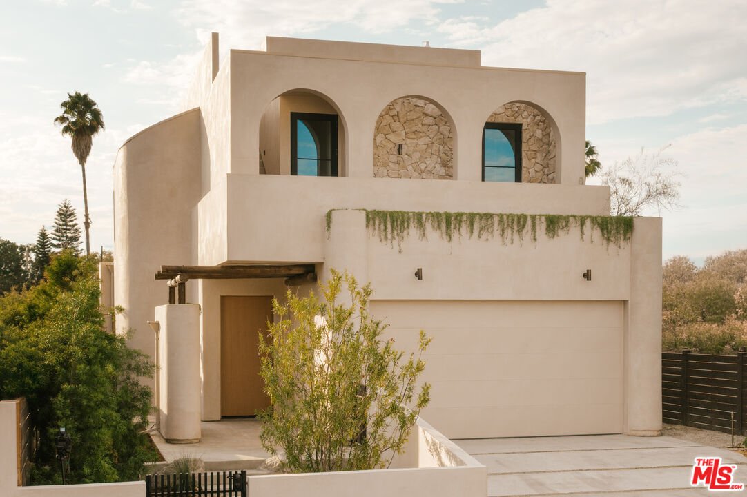 House in Los Angeles, California, United States 1 - 18889835