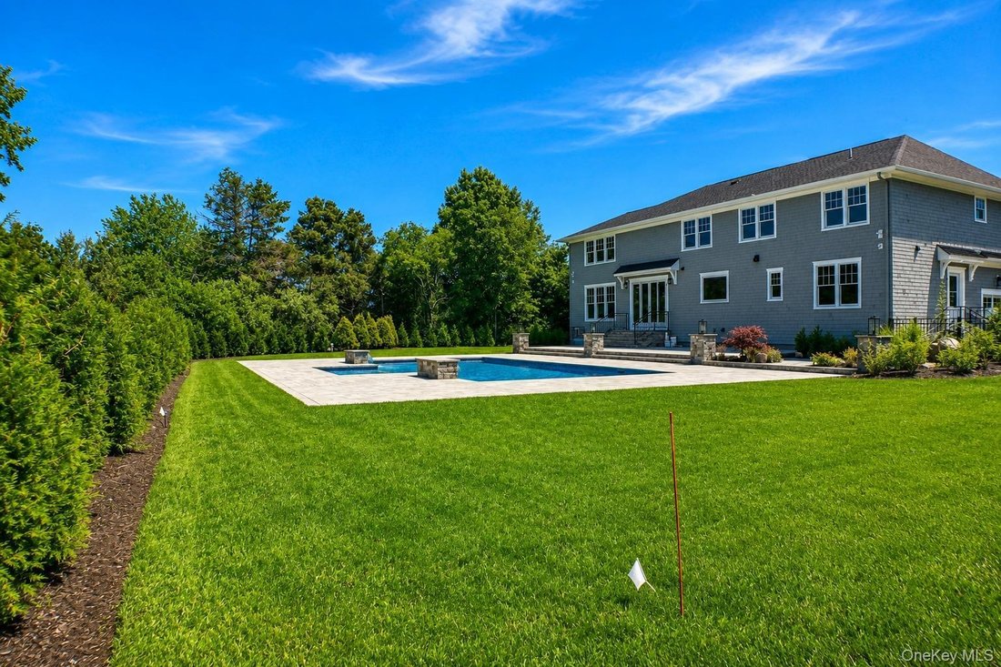 House in Yaphank, New York, United States 4 - 18888974