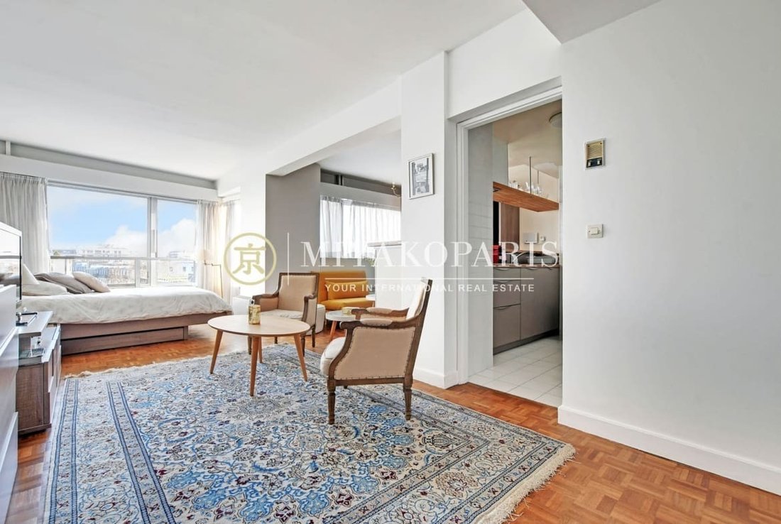 Apartment in Violet Commerce, Paris 15e Arrondissement, Paris 1 - 16856179