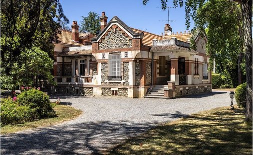 Villa en Carbonne, Occitania, Francia 1