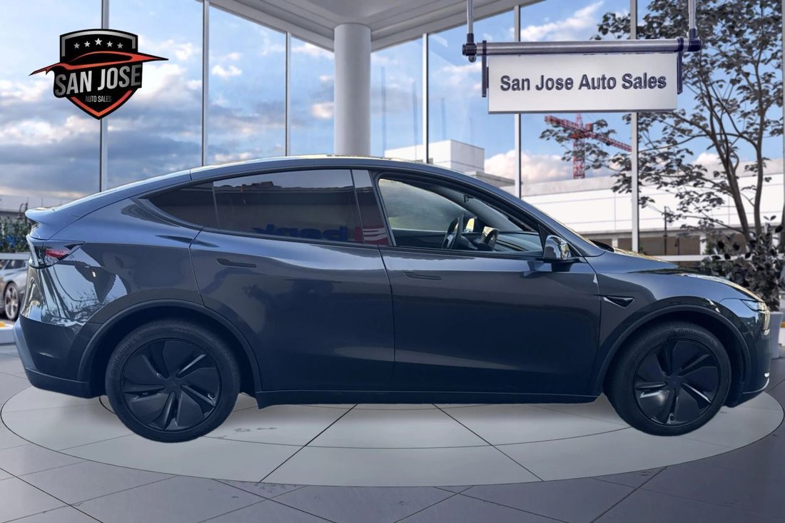 Suv in San Jose, CA, United States 4 - 18892339