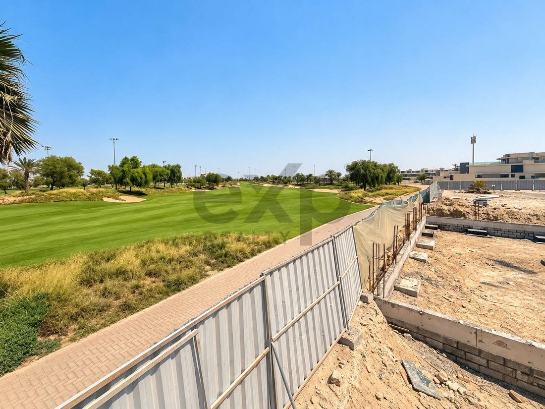 Terreno en Damac Hills, Dubái, Emiratos Árabes Unidos 1 - 18879981