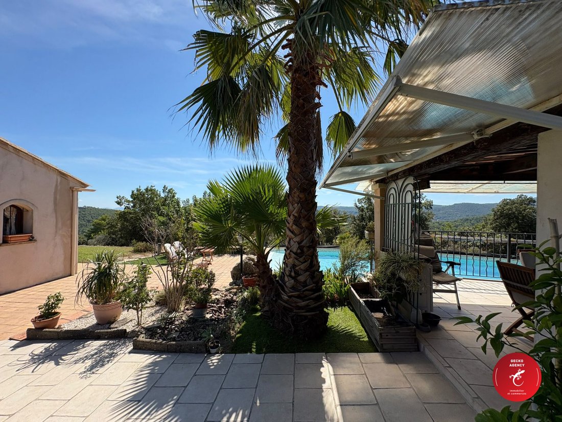 Villa en Callas, Provenza-Alpes-Costa Azul, Francia 1 - 18816248