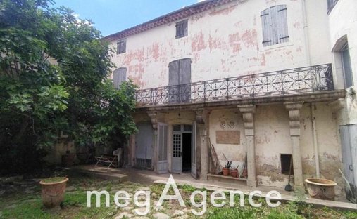 Landhaus in Villeneuve-lès-Béziers, Okzitanien, Frankreich 1