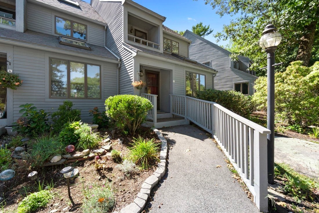 Condominio a Gloucester, Massachusetts, Stati Uniti 1 - 18886275