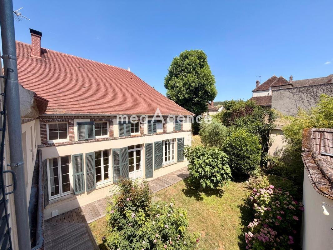 Haus in Bourg et Hameaux Rive Droite, Villeneuve-sur-Yonne, Frankreich 1 - 18886878