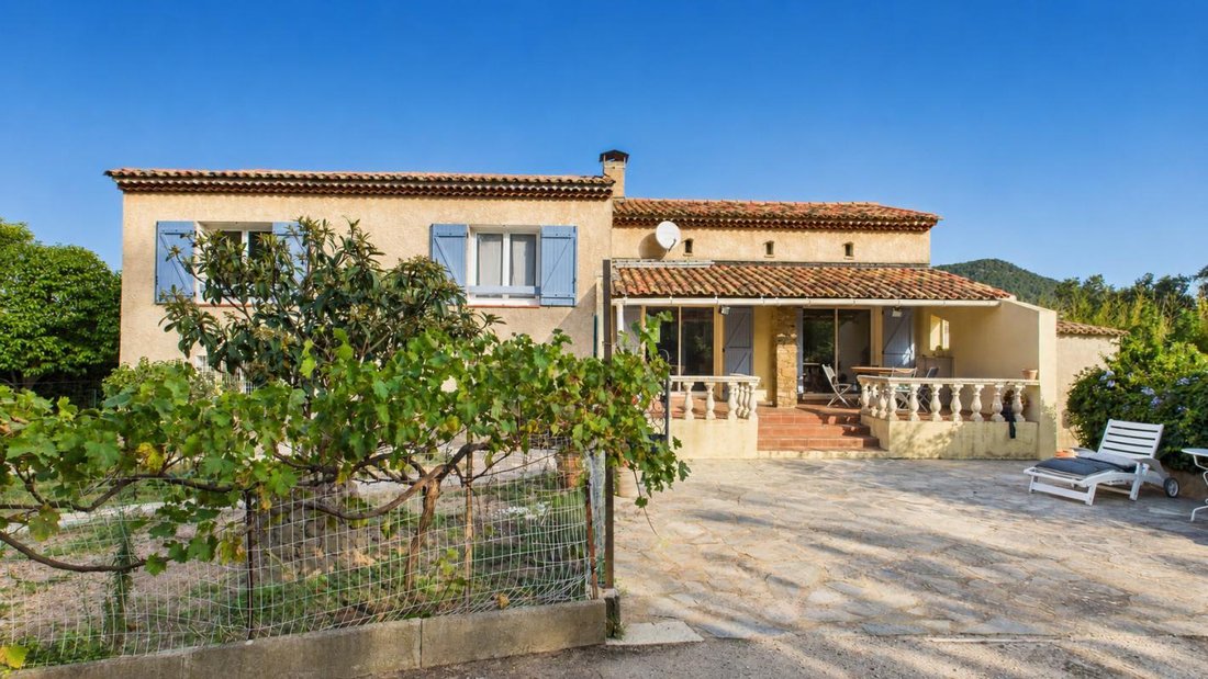 Villa in Centre Ville, Carqueiranne, France 4 - 18882663