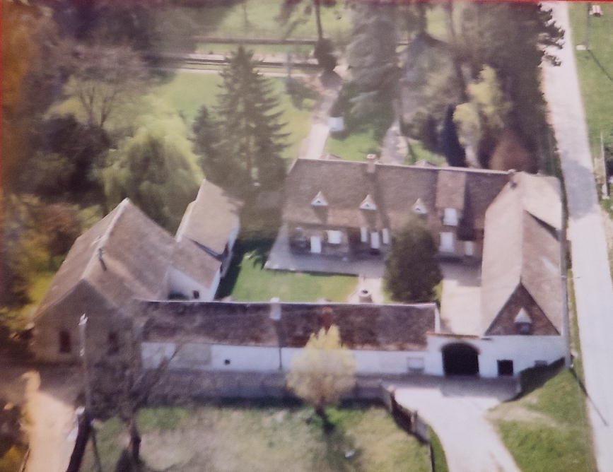 Casa a Courtois-sur-Yonne, Borgogna-Franca Contea, Francia 2 - 18882838