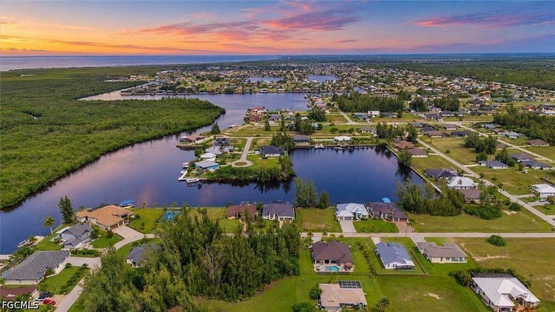 Casa a Cape Coral, Florida, Stati Uniti 4 - 18878868