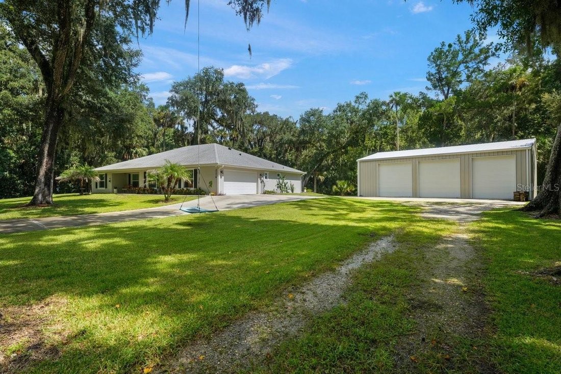 Maison à New Smyrna Beach, Floride, États-Unis 1 - 18889311