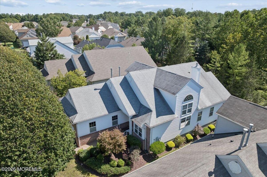 House in Manalapan Township, New Jersey, United States 1 - 18879321
