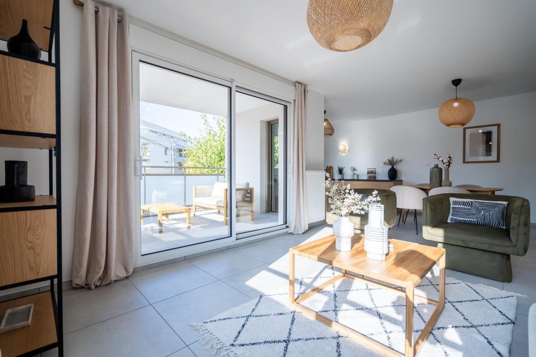 Apartment in Vieux Marché-Cathédrale, Rouen, France 2 - 18882423