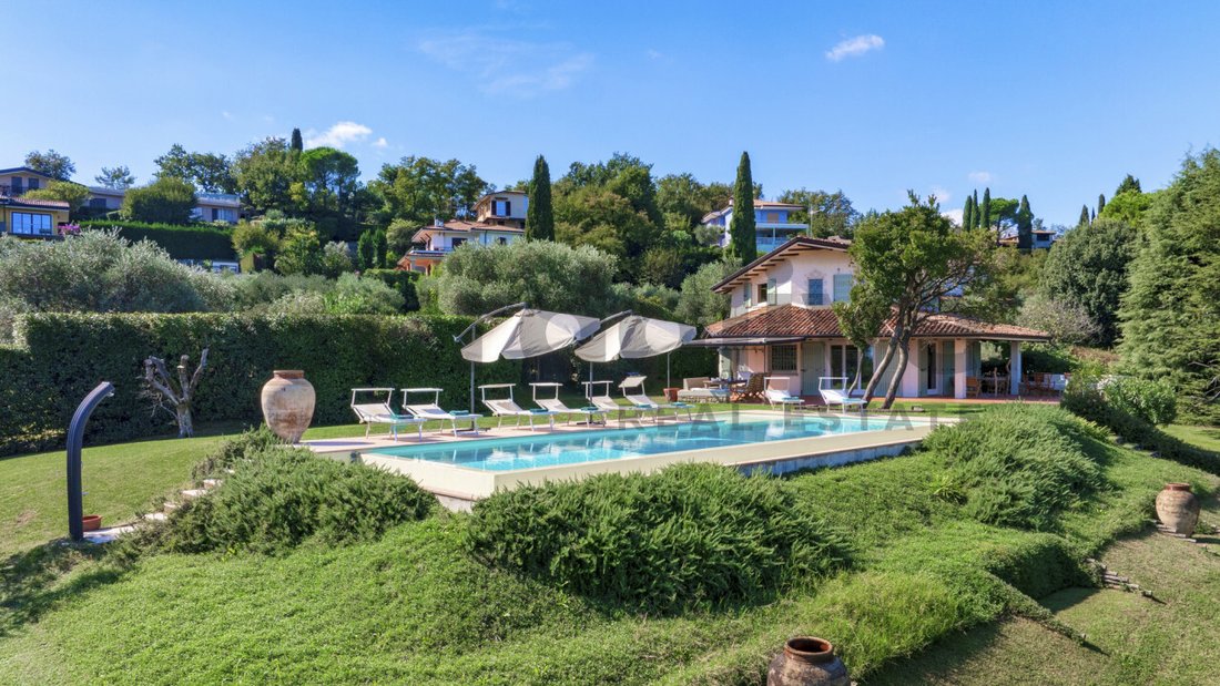 Villa a San Felice del Benaco, Lombardia, Italia 1 - 16773708