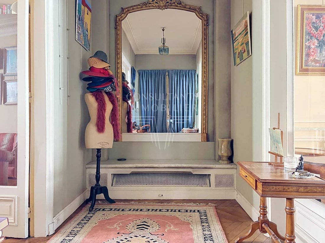 Apartment in Chaillot, Paris 16e Arrondissement, Paris 5 - 18880308