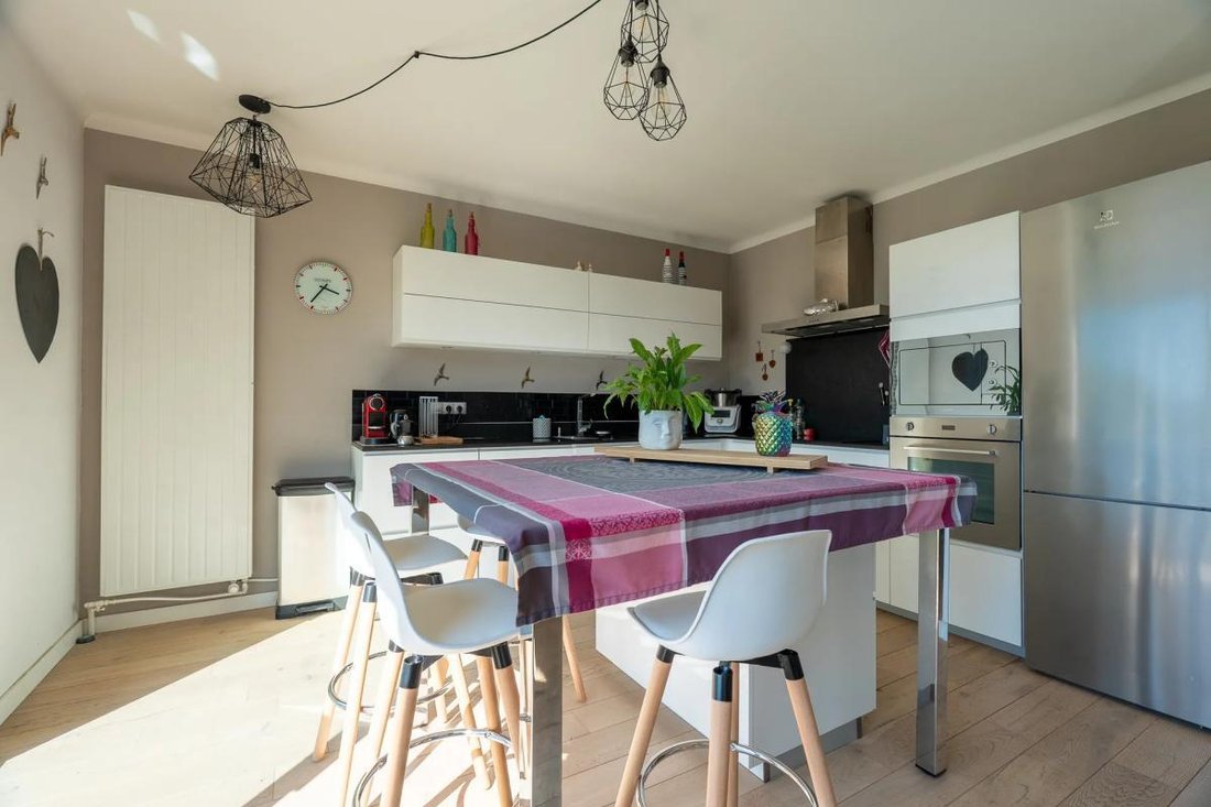 Wohnung in Mazenod-Bellevue-Saint Donat-Banon, Aix-en-Provence, Frankreich 5 - 18883007