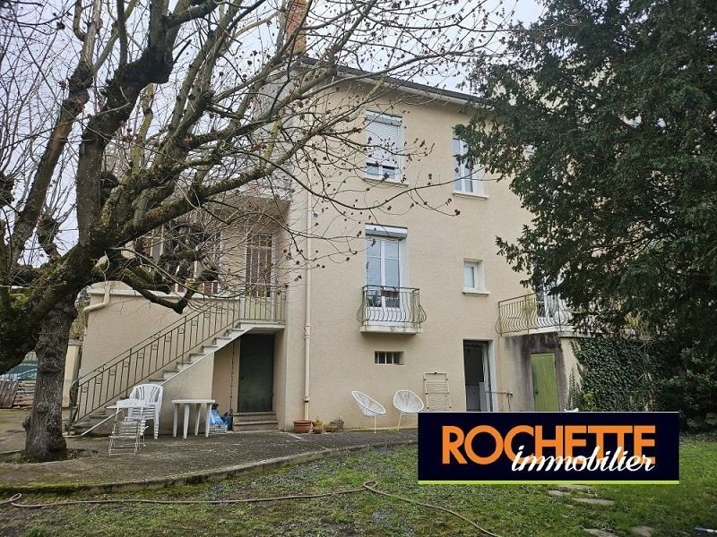 Casa a Montrond-les-Bains, Auvergne-Rodano-Alpi, Francia 3 - 18881567