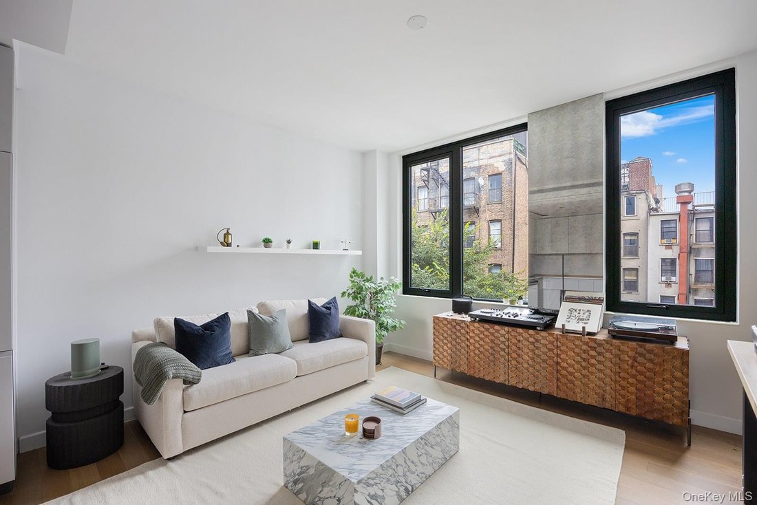 Condo in New York, New York, United States 2 - 18878972