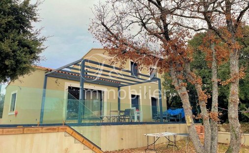 Villa in Centre Nord, Apt, France 1